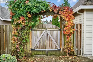 6889 SW Hollybrook Ct, Wilsonville, OR 97070 - Photo 41