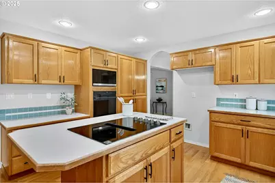 6889 SW Hollybrook Ct, Wilsonville, OR 97070 - Photo 15