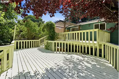 2080 SE Kelly Ave, Gresham, OR 97080 - Photo 3