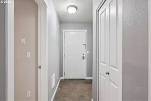 10654 NE Holly St, Hillsboro, OR 97006 - Photo 15