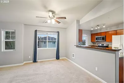 10654 NE Holly St #307, Hillsboro, OR 97006 - Photo 11