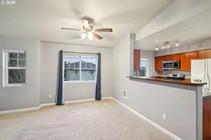 10654 NE Holly St, Hillsboro, OR 97006 - Photo 11