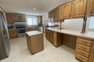 98609 Camellia Dr, Brookings, OR 97415 - Photo 27