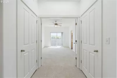 10757 NE Red Wing Way #201, Hillsboro, OR 97006 - Photo 25