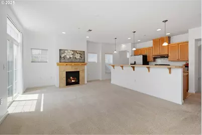 10757 NE Red Wing Way #201, Hillsboro, OR 97006 - Photo 9