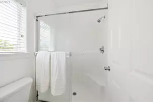 10757 NE Red Wing Way, Hillsboro, OR 97006 - Photo 31