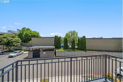 10757 NE Red Wing Way #201, Hillsboro, OR 97006 - Photo 41