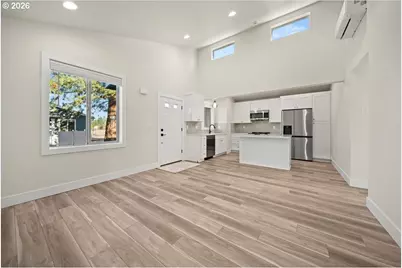 12300 Meadowlawn Dr, Oregon City, OR 97045 - Photo 5