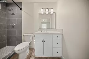 12300 Meadowlawn Dr, Oregon City, OR 97045 - Photo 21