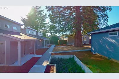 12300 Meadowlawn Dr, Oregon City, OR 97045 - Photo 37