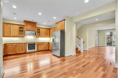 10441 SW Windwood Way, Portland, OR 97225 - Photo 11