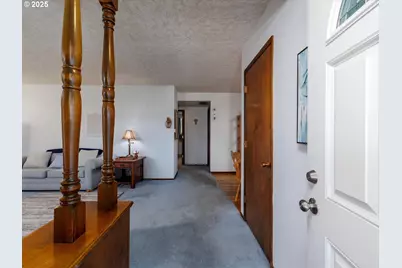 12720 SW Prince Albert St, King City, OR 97224 - Photo 5