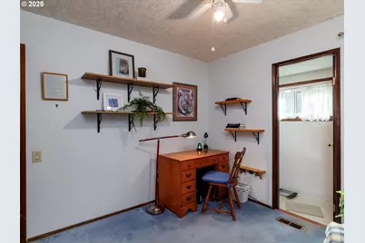 12720 SW Prince Albert St, King City, OR 97224 - Photo 19