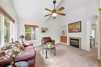 5440 Jeffrey Way, Eugene, OR 97402 - Photo 13