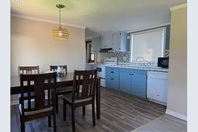 232 NE Ohio Ave, Bandon, OR 97411 - Photo 13