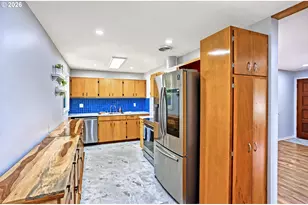 1175 SE 2nd St, Gresham, OR 97080 - Photo 9