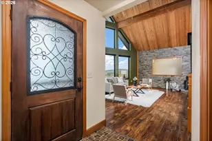 19420 NE Vista Hill Dr, Hillsboro, OR 97123 - Photo 5