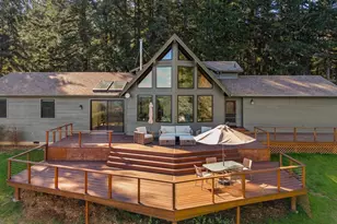 19420 NE Vista Hill Dr, Hillsboro, OR 97123 - Photo 37