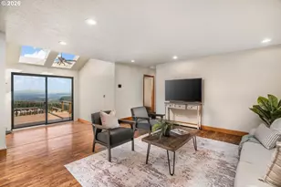 19420 NE Vista Hill Dr, Hillsboro, OR 97123 - Photo 13