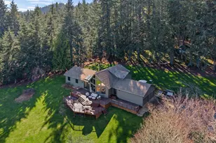 19420 NE Vista Hill Dr, Hillsboro, OR 97123 - Photo 3