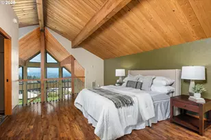 19420 NE Vista Hill Dr, Hillsboro, OR 97123 - Photo 29