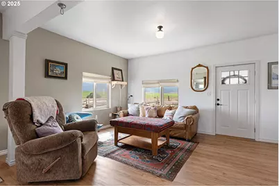 47219 Highway 30, Haines, OR 97833 - Photo 23