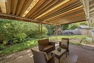 8820 SW Nisqually Ct, Tualatin, OR 97062 - Photo 33