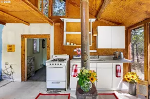 2300 Dry Creek Rd, Mosier, OR 97040 - Photo 13