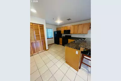 910 NW Naito Pkwy #I-12, Portland, OR 97209 - Photo 5
