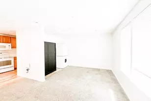 132 SE 119th Ave, Portland, OR 97216 - Photo 13