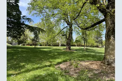 132 SE 119th Ave #5, Portland, OR 97216 - Photo 23