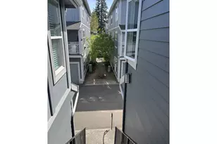 132 SE 119th Ave, Portland, OR 97216 - Photo 17