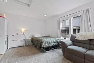 132 SE 119th Ave, Portland, OR 97216 - Photo 5