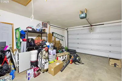 14206 SE Raelyn Ter, Milwaukie, OR 97267 - Photo 21