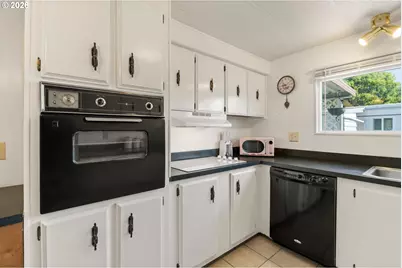 1199 N Terry St #378, Eugene, OR 97402 - Photo 11
