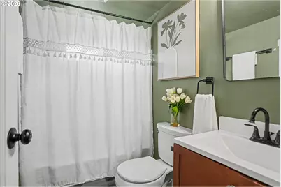 988 SE Miller Ave, Dallas, OR 97338 - Photo 19