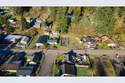1103 NW A St, Toledo, OR 97391 - Photo 1