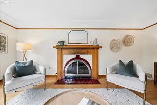 2706 NE Ainsworth St, Portland, OR 97211 - Photo 7