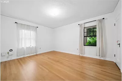2706 NE Ainsworth St, Portland, OR 97211 - Photo 27