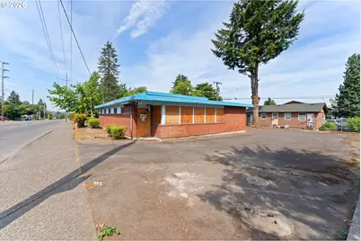 4536 NE 102nd Ave, Portland, OR 97220 - Photo 3
