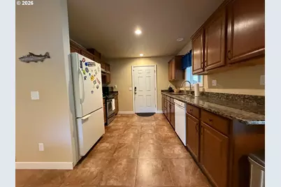 72610 Dwight St, Rainier, OR 97048 - Photo 23