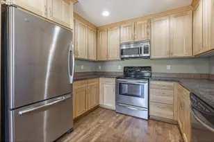 1819 N Main St, Newberg, OR 97132 - Photo 11