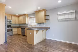 1819 N Main St, Newberg, OR 97132 - Photo 11