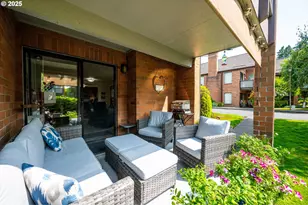 11992 SW Royalty Ct, Portland, OR 97224 - Photo 3