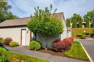 11992 SW Royalty Ct, Portland, OR 97224 - Photo 23