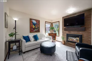 11992 SW Royalty Ct, Portland, OR 97224 - Photo 11