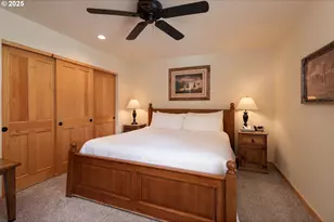 8825 SW Canyon Wren Ct, Redmond, OR 97756 - Photo 11