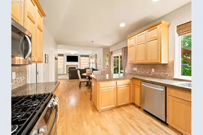 15007 Emerson Ct, Oregon City, OR 97045 - Photo 13