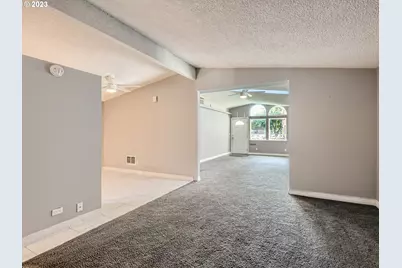 6402 SE 57th Ave, Portland, OR 97206 - Photo 11