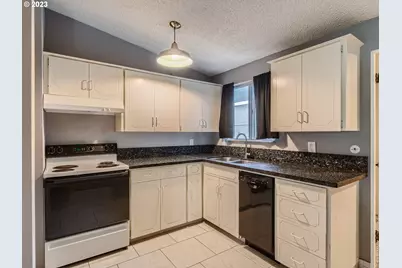 6402 SE 57th Ave, Portland, OR 97206 - Photo 13